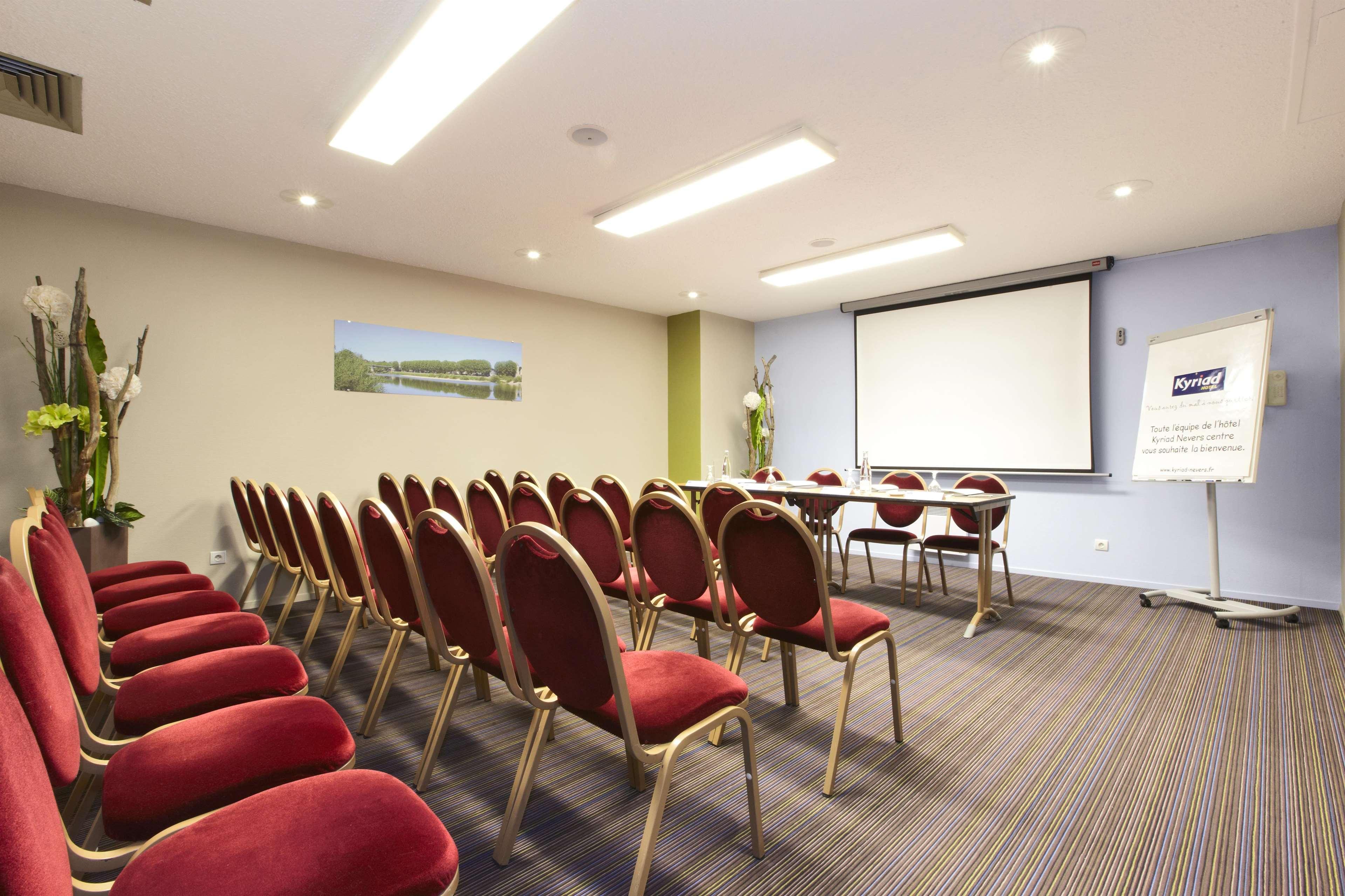 Kyriad Hotel Nevers Centre Kültér fotó
