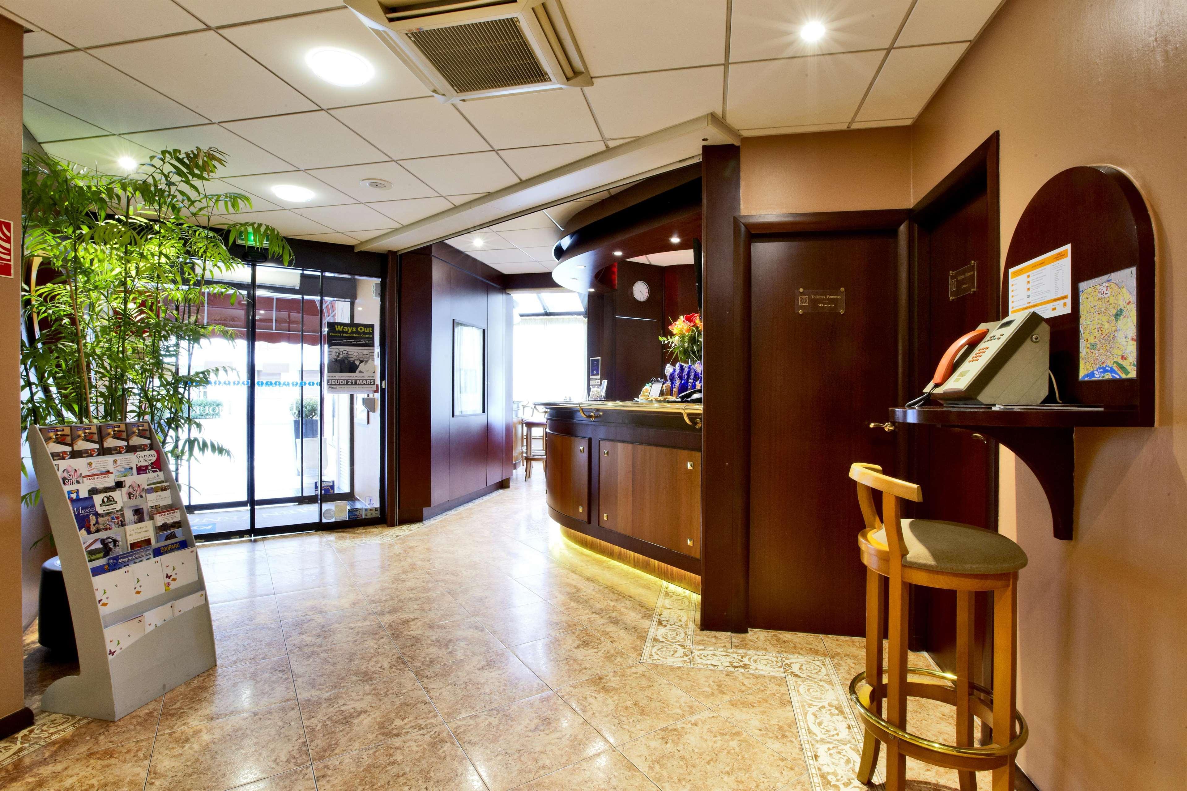 Kyriad Hotel Nevers Centre Kültér fotó